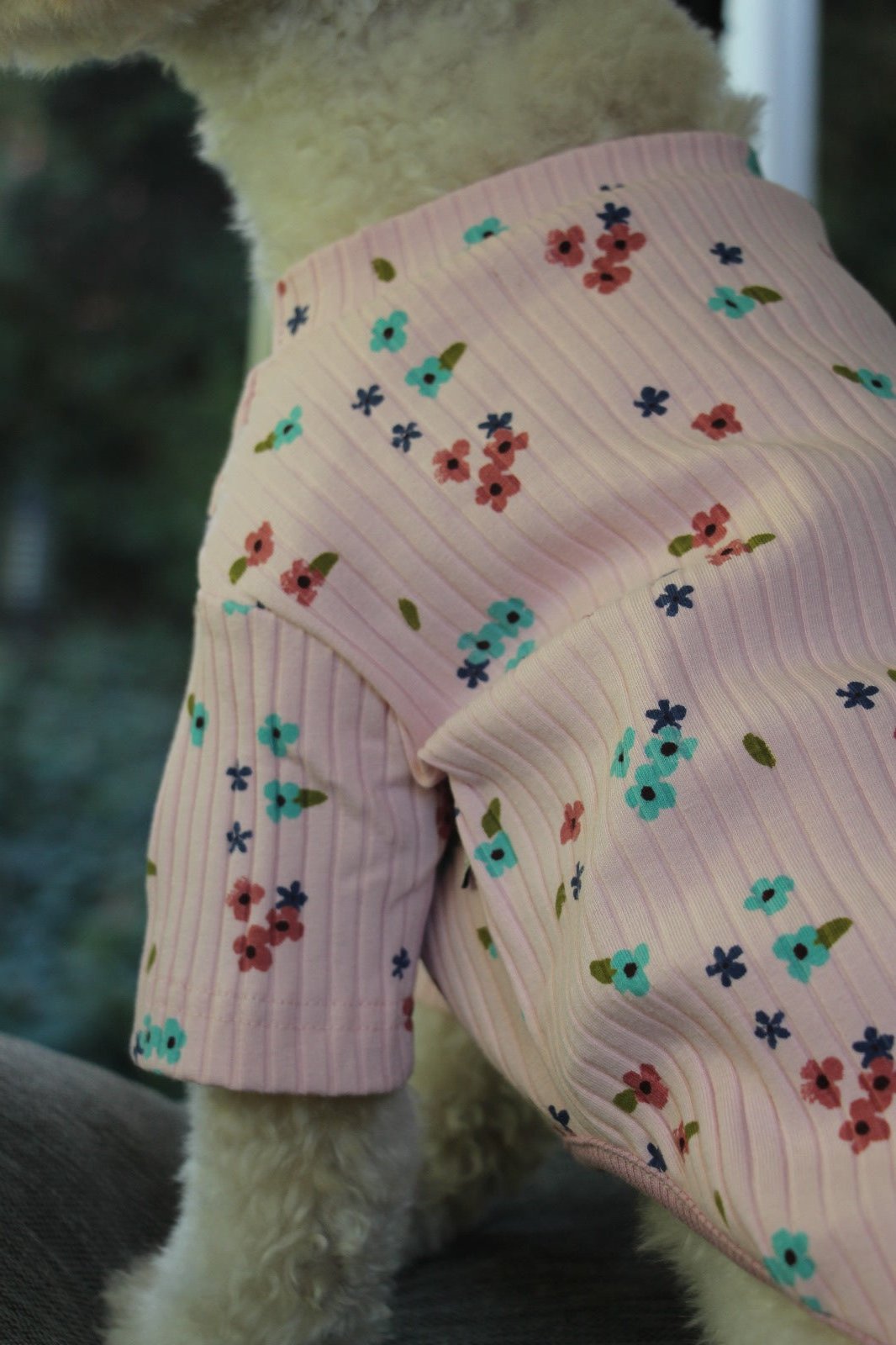 FUREND PINK FLORAL DOG T-SHIRT