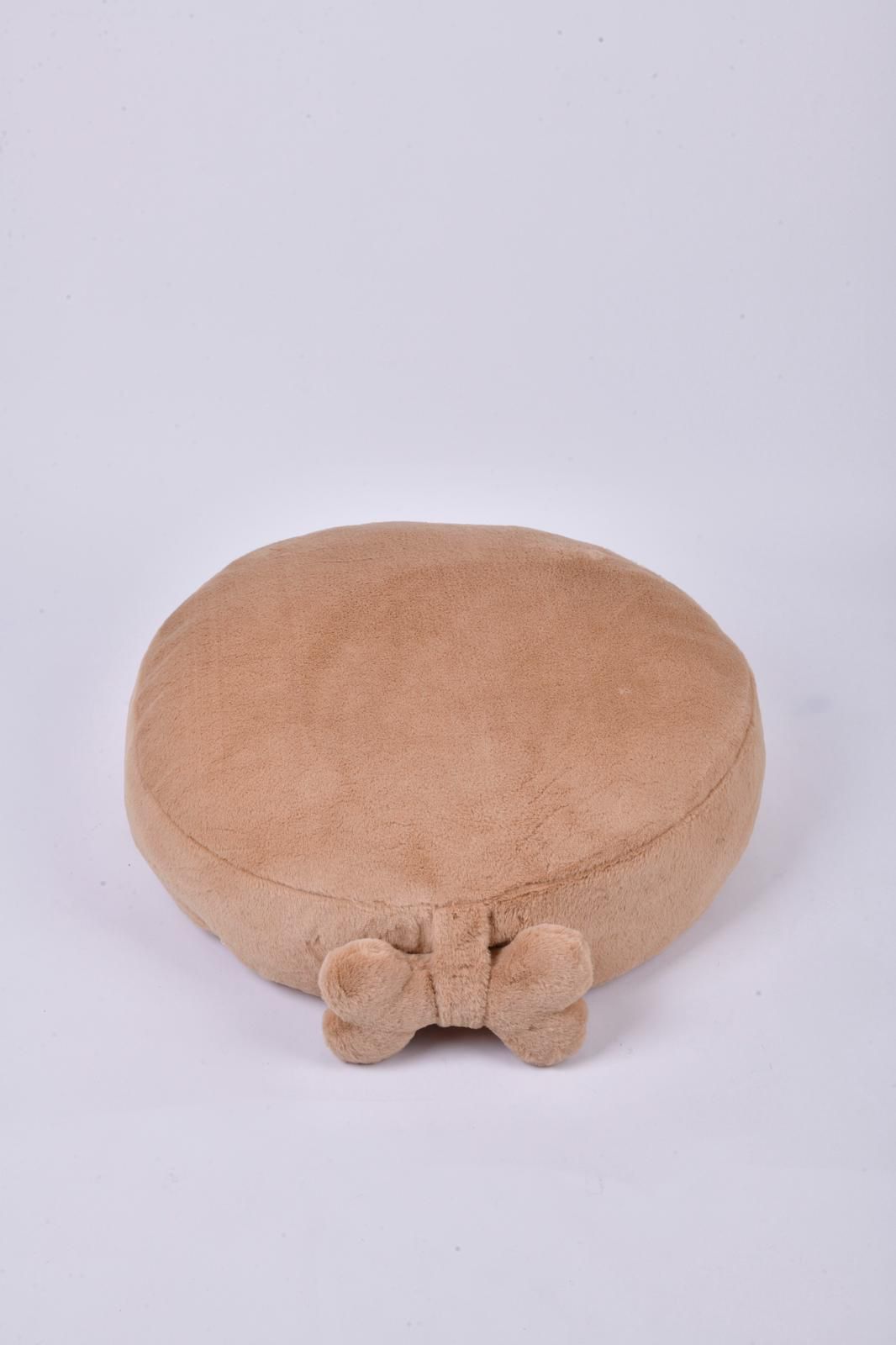 DOG BED WITH DESIGN BONE PILLOW DETAIL
