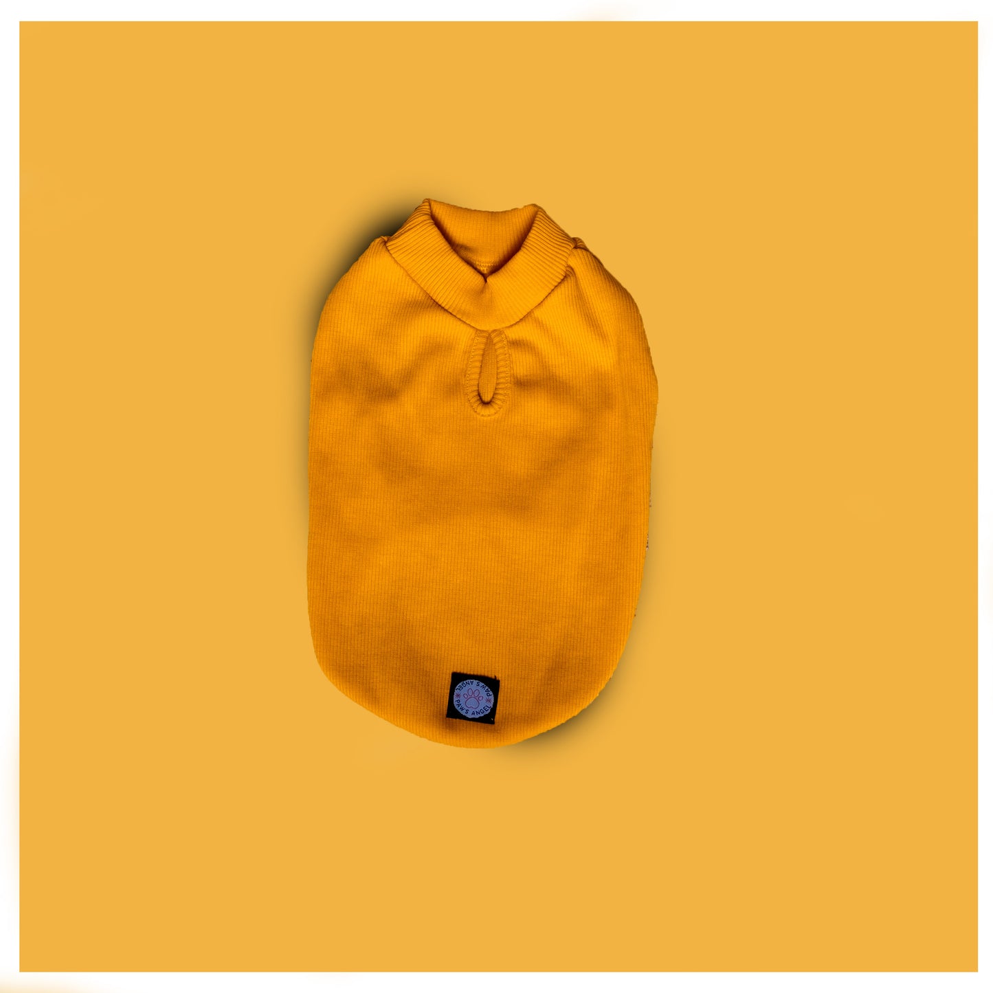 YELLOW SLEEVE DOG T-SHIRT